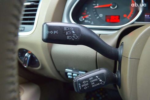 Audi Q7 2010 - фото 29