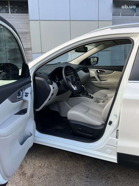 Nissan Rogue 2020 - фото 18