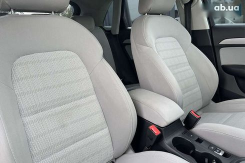 Audi Q3 2012 - фото 25