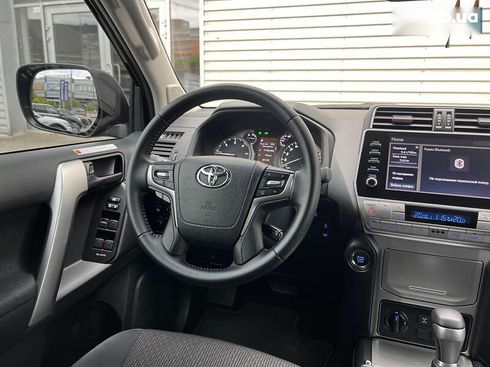 Toyota Land Cruiser Prado 2023 - фото 17