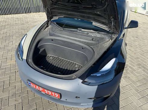 Tesla Model 3 2022 - фото 9