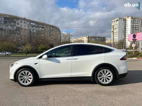 Tesla Model X 2019 - фото 9