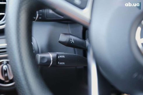 Mercedes-Benz C-Класс 2016 - фото 23