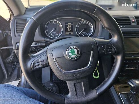 Skoda Octavia 2010 - фото 20