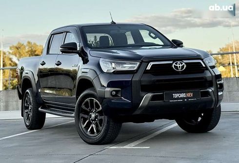 Toyota Hilux 2022 - фото 22
