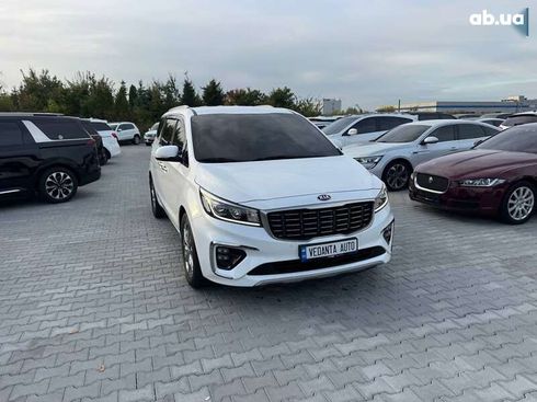 Kia Carnival 2019 - фото 4