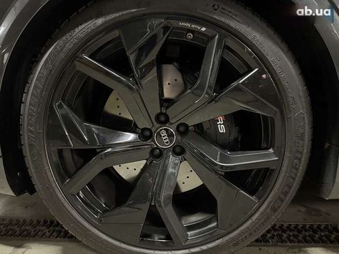 Audi RS Q8 2020 - фото 17