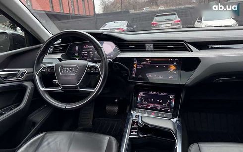 Audi E-Tron 2020 - фото 11