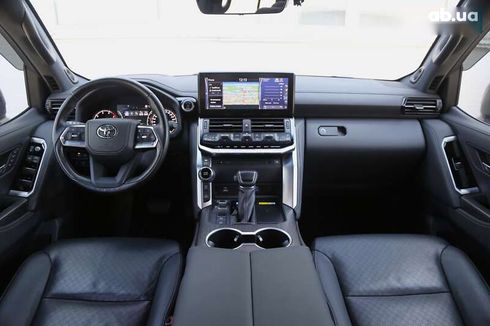 Toyota Land Cruiser 2021 - фото 14
