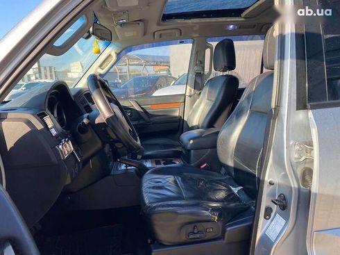 Mitsubishi Pajero Wagon 2008 - фото 19