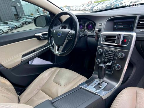 Volvo S60 2012 синий - фото 39