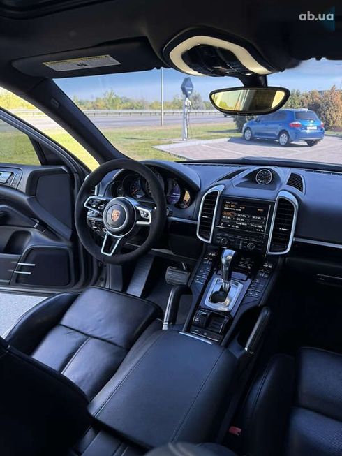 Porsche Cayenne 2015 - фото 25