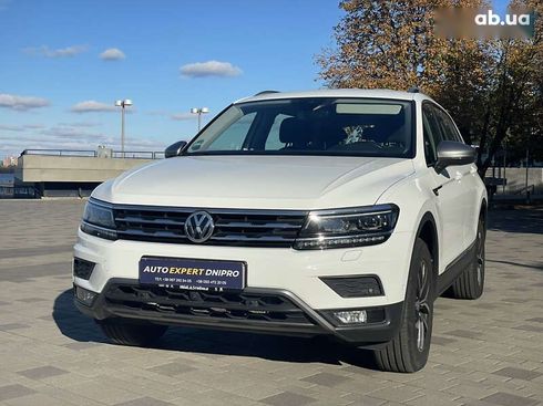 Volkswagen Tiguan 2020 - фото 2