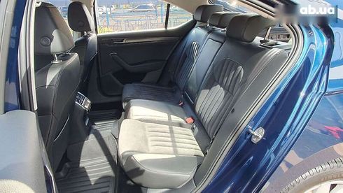 Skoda Superb 2021 - фото 12