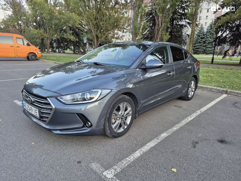 Hyundai Elantra 2016 серый - фото 13