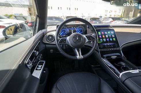 Mercedes-Benz EQE-Класс 2023 - фото 26