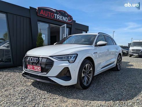 Audi E-Tron 2020 - фото 2