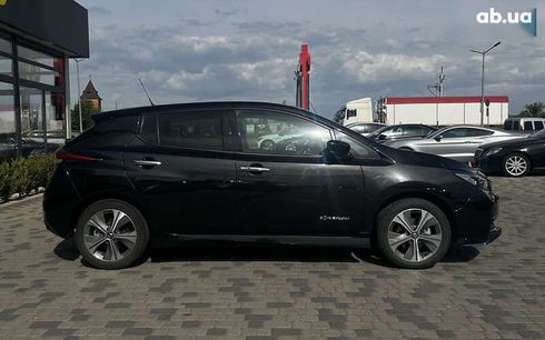 Nissan Leaf 2020 - фото 8