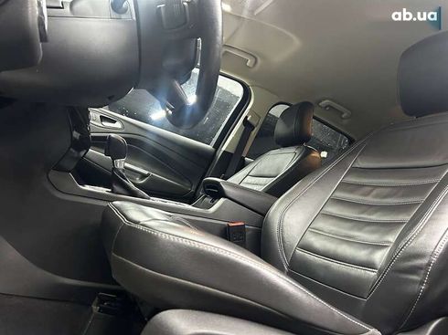 Ford Escape 2018 - фото 12