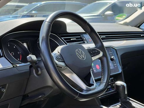 Volkswagen Passat 2021 - фото 29