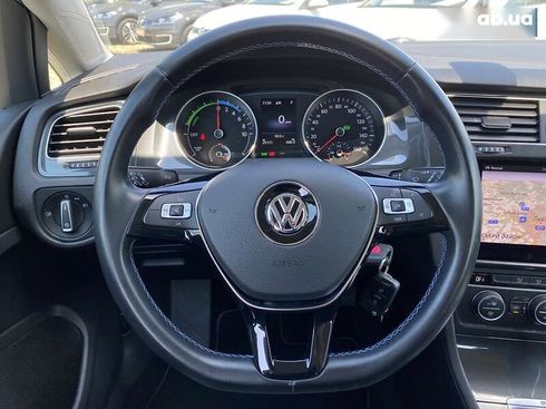 Volkswagen e-Golf 2020 - фото 18