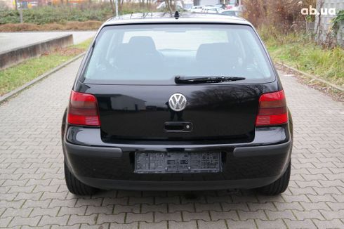 Volkswagen Golf 2002 черный - фото 9