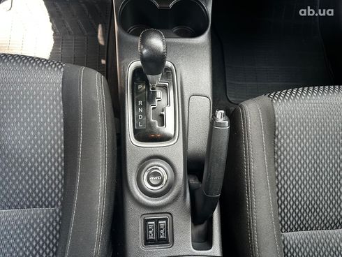 Mitsubishi Outlander 2016 синий - фото 16