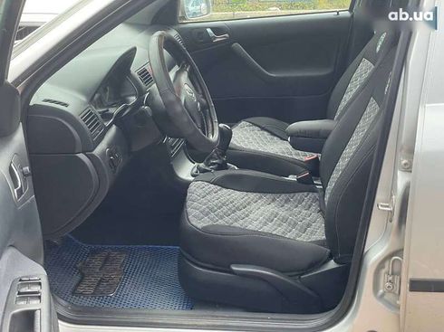 Skoda Octavia 2004 - фото 8