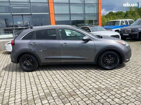 Kia Niro 2018 - фото 6