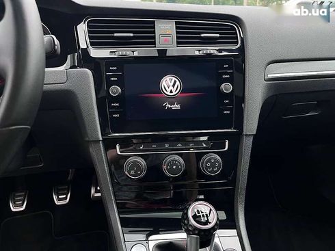 Volkswagen Golf GTI 2019 - фото 21