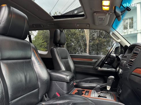 Mitsubishi Pajero 2007 бежевый - фото 28