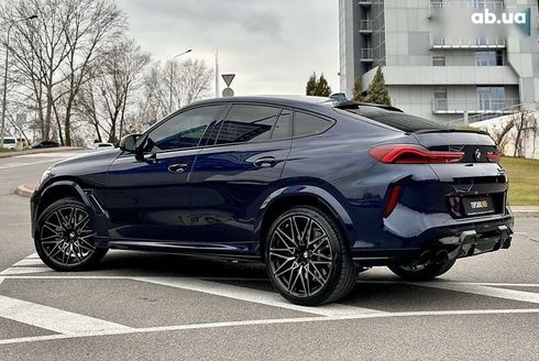 BMW X6 M 2022 - фото 11