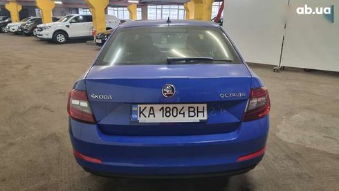 Skoda Octavia 2020 - фото 13