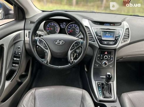 Hyundai Elantra 2014 - фото 30