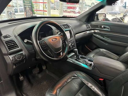 Ford Explorer 2016 - фото 22