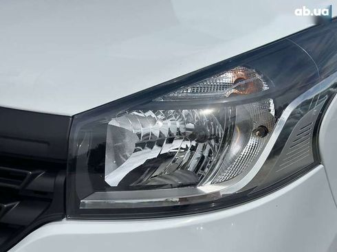 Renault Trafic 2019 - фото 15