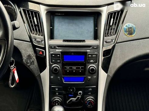 Hyundai Sonata 2010 - фото 29