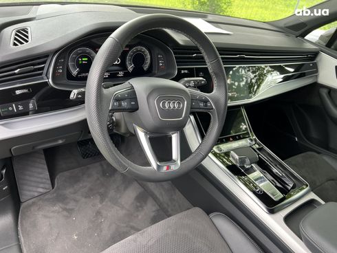 Audi Q7 2021 - фото 18