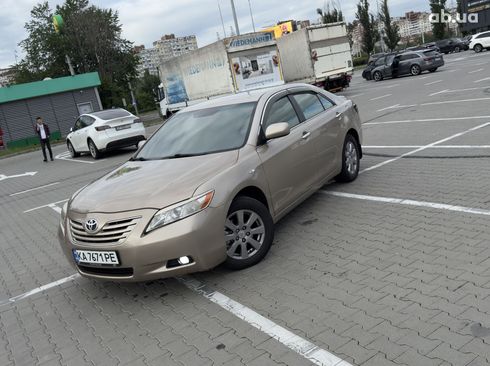 Toyota Camry 2006 золотистый - фото 3