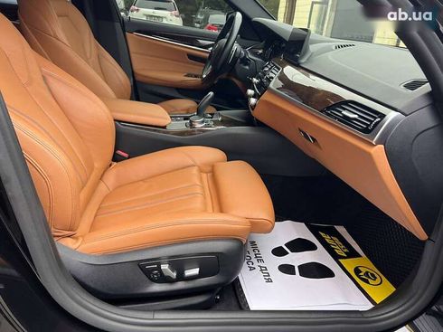 BMW 5 серия 2018 - фото 11