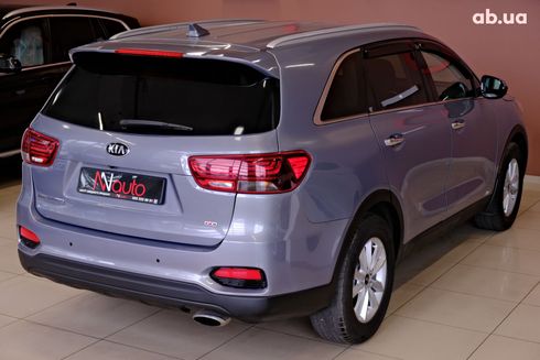 Kia Sorento 2019 серый - фото 5