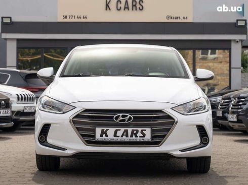 Hyundai Elantra 2018 - фото 2