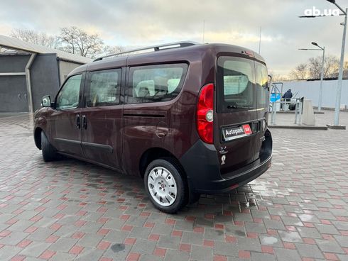 Fiat Doblo 2011 красный - фото 3