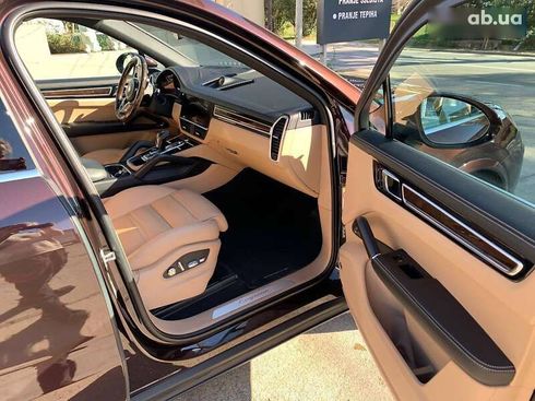 Porsche Cayenne 2021 - фото 9