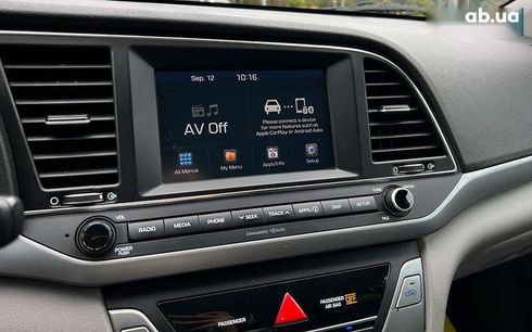 Hyundai Elantra 2016 - фото 16