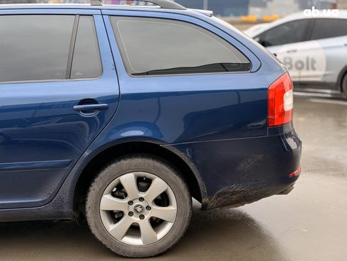 Skoda Octavia 2011 синий - фото 7