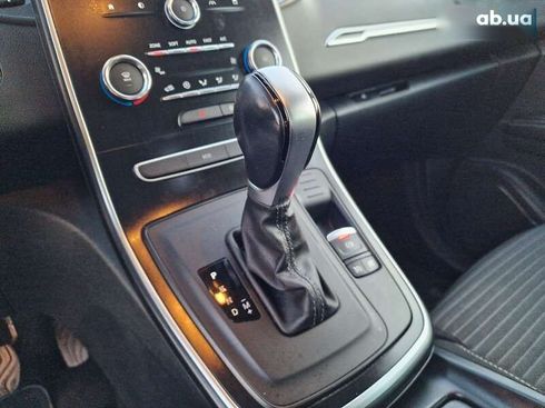 Renault Scenic 2019 - фото 27
