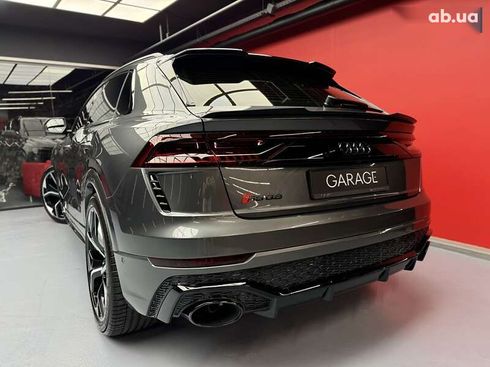 Audi RS Q8 2021 - фото 25