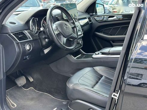 Mercedes-Benz GL-Класс 2016 - фото 21