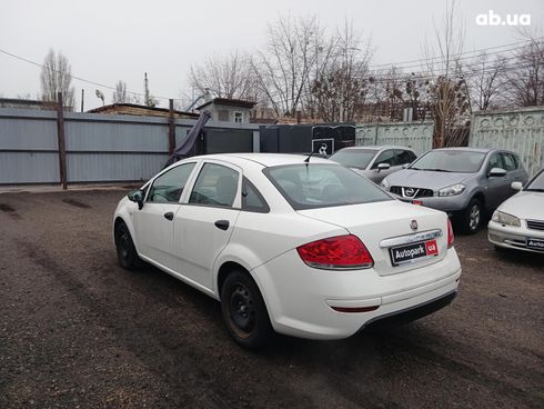 Fiat Linea 2013 белый - фото 7